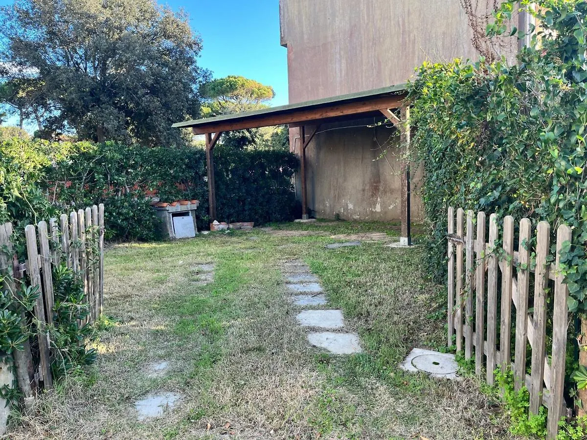 Apartment Appartamento Da Matteo 2 Tirrenia Italy